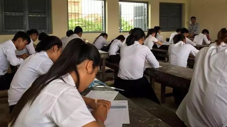 សេចក្ដីប្រកាសថ្មីក្រសួងអប់រំបានអនុញ្ញាត ឱ្យសិស្សថ្នាក់ទី៩ និងទី១២ចូលរៀននៅក្នុងដំណាក់កាលទី២ នៅកំឡុងខែកញ្ញានេះ